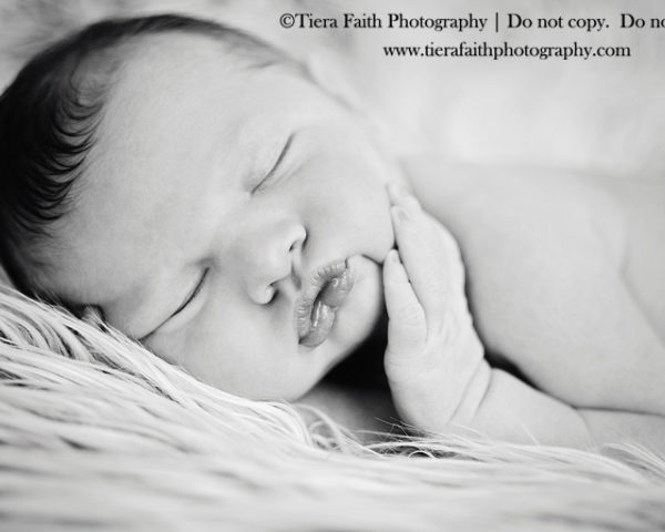 Sleepy Baby | Murfreesboro, TN Newborn Photographer