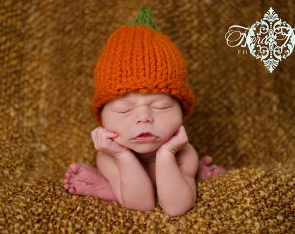 Adorable baby boy- {Nashville Newborn Baby Photographer}